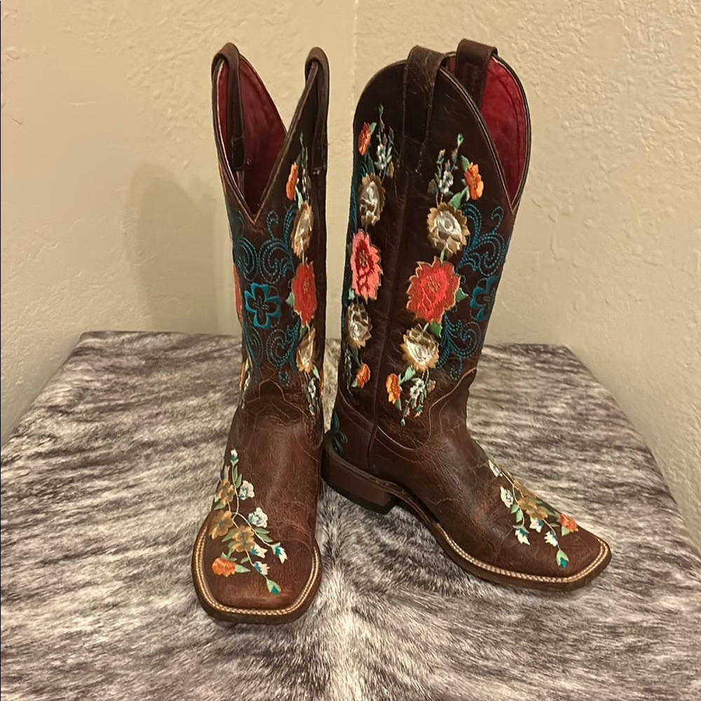 Macie Bean Brown Embroidered Cowboy Boots